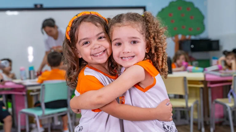 Crianças na Educação Infantil do Genoma